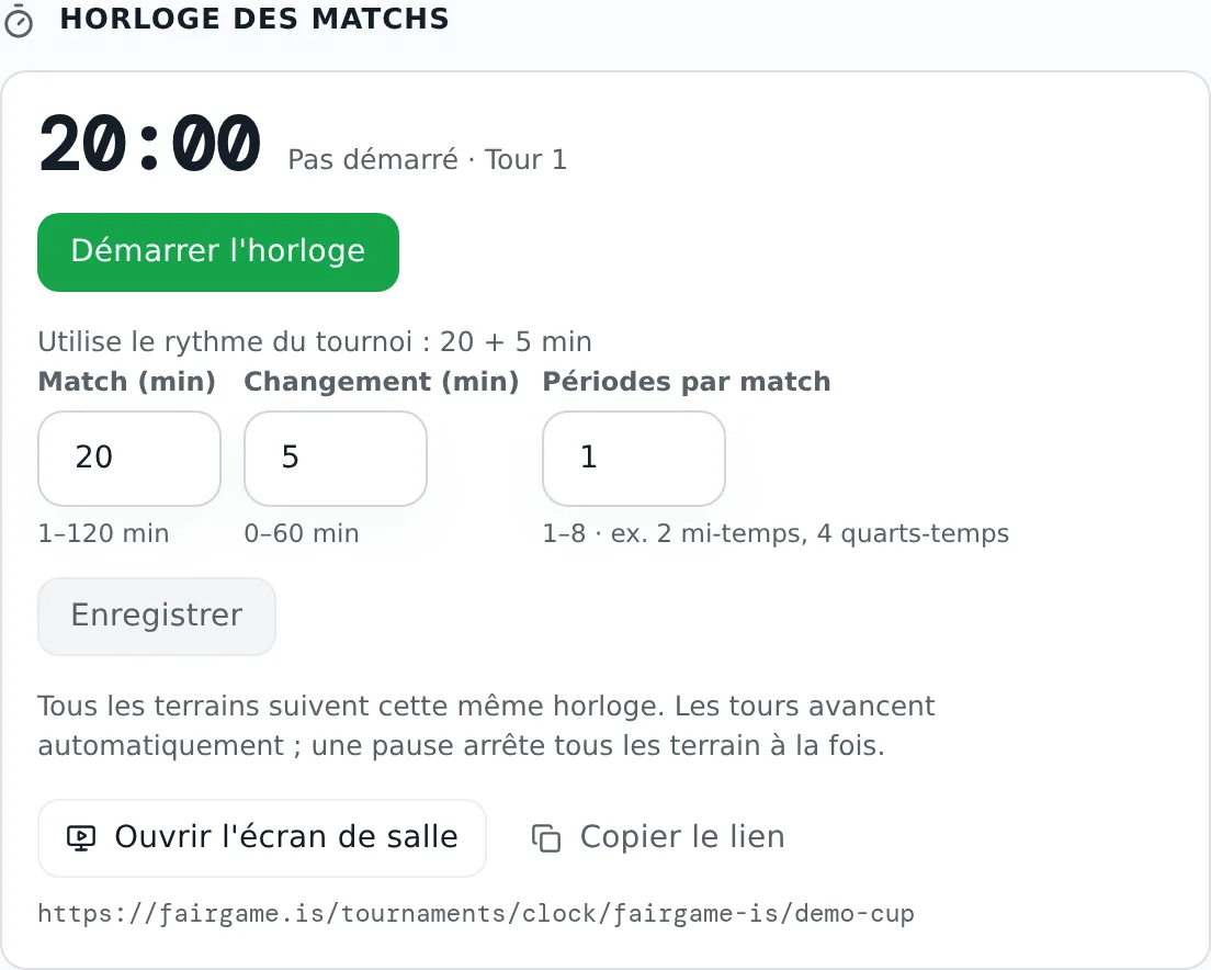 Le panneau Horloge des matchs avant le début de la journée : les durées du match et du changement reprises du minutage des matchs du tournoi, le champ des périodes, ainsi que le bouton Démarrer l'horloge.